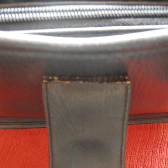 Coach Purse - Picture 5 of 7